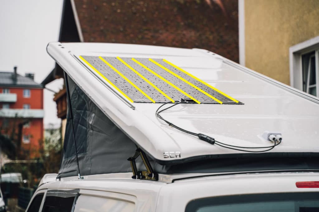 flexibles Solarmodul richtig kleben