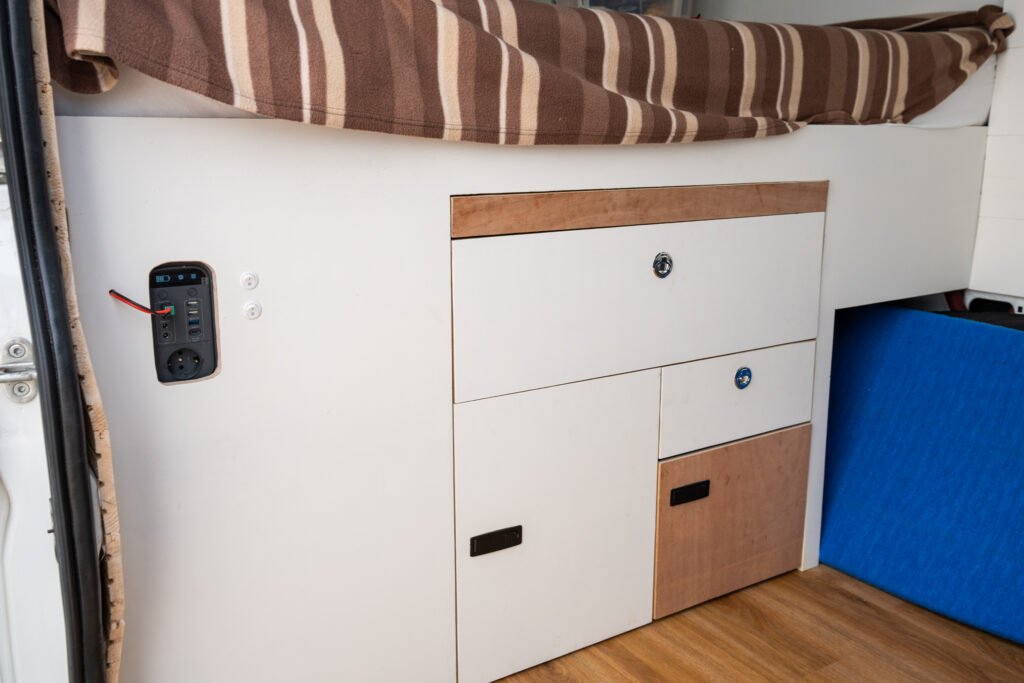 Stromversorgung Powerstation Wohnmobil Camper Selbstausbau 20240223 a7406239 1709